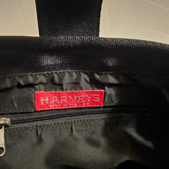 Harveys seatbelt handbag small satchel very nice condition! - Picture 6 of 6